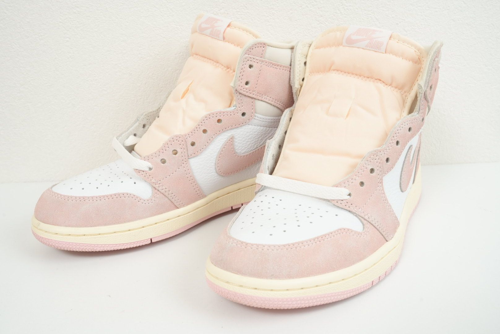 Nike Women's Air Jordan 1 Retro High OG "Washed Pink"