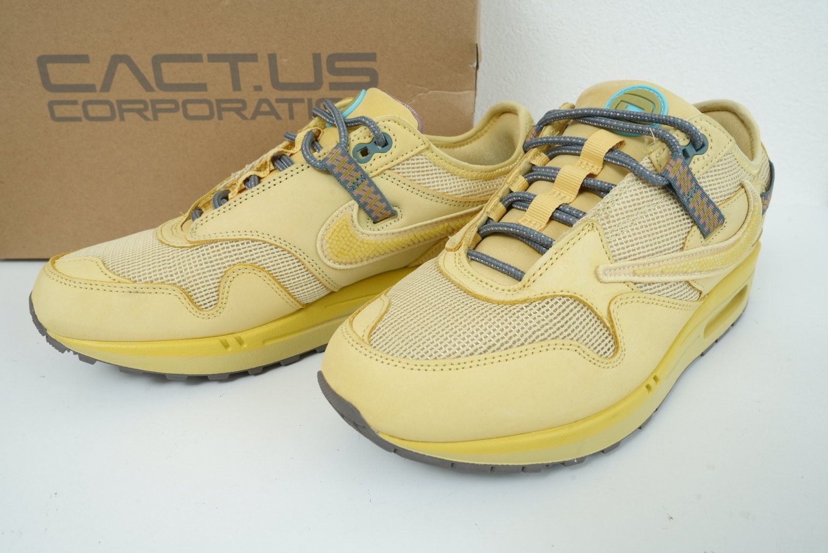 Travis Scott × Nike Air Max 1 "CACT.US Gold"