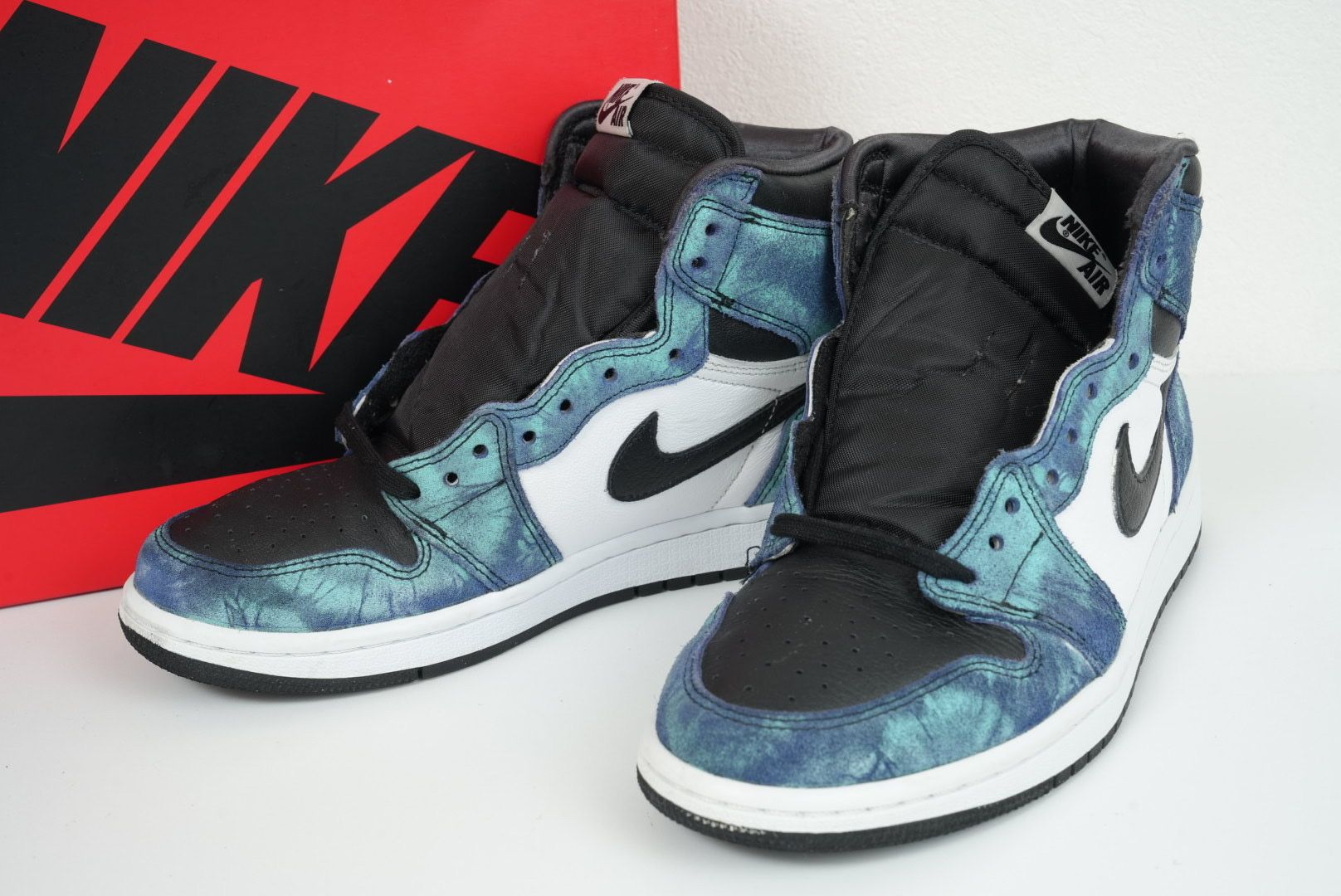 Nike Women's Air Jordan 1 High OG "Tie-Dye"
