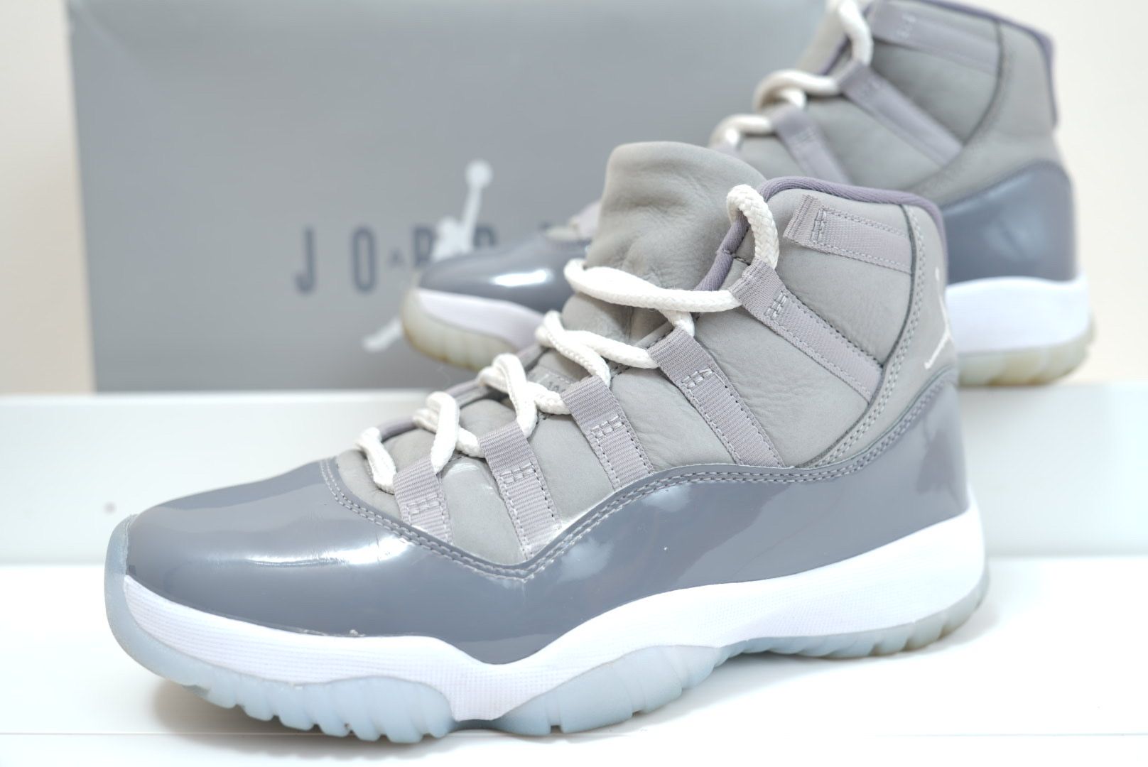 Nike Air Jordan 11 Retro "Cool Grey"