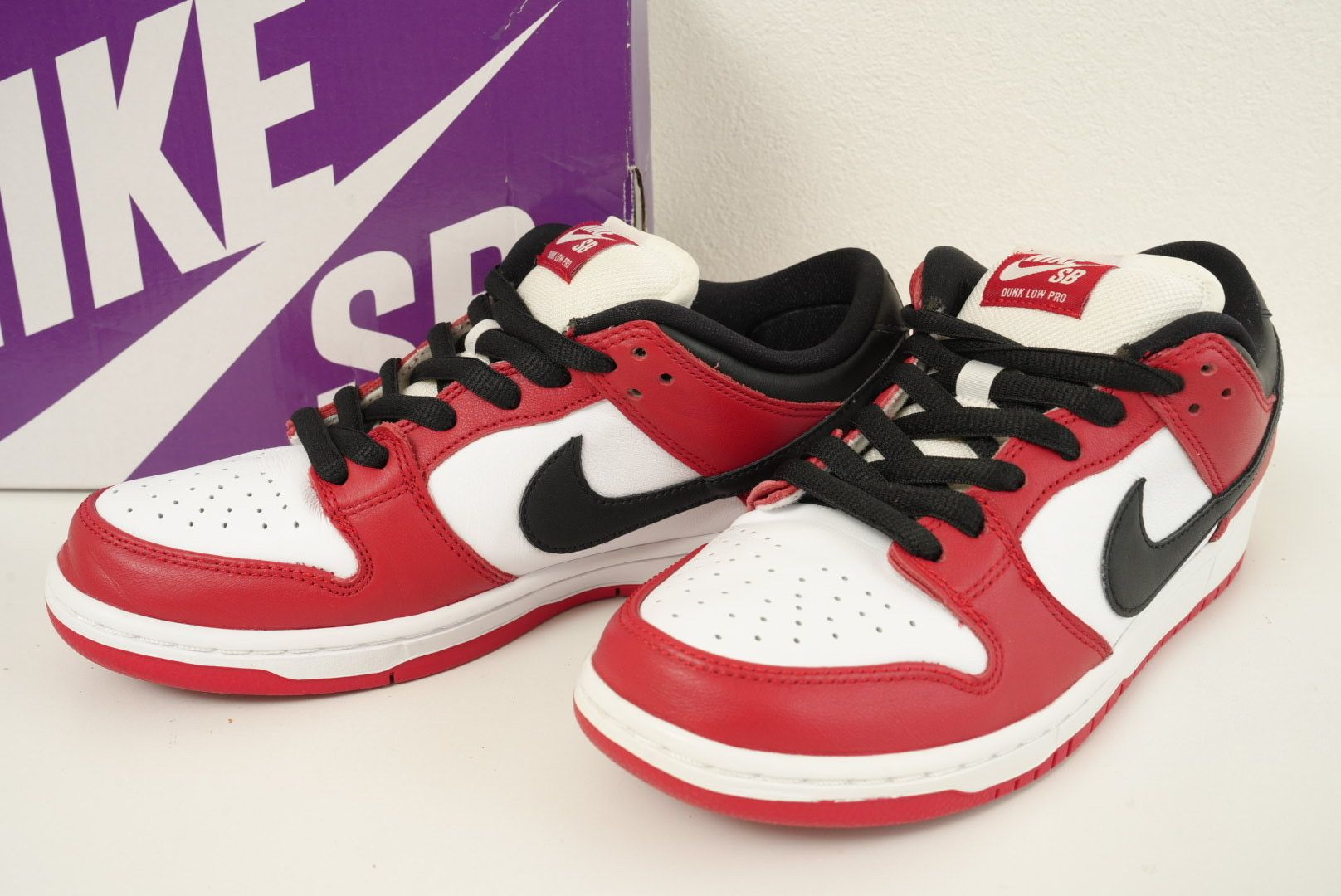 Nike SB Dunk Low Pro "J-Pack Chicago/Varsity Red and White"
