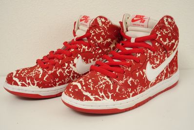 Nike SB Dunk High "Raw Meat"