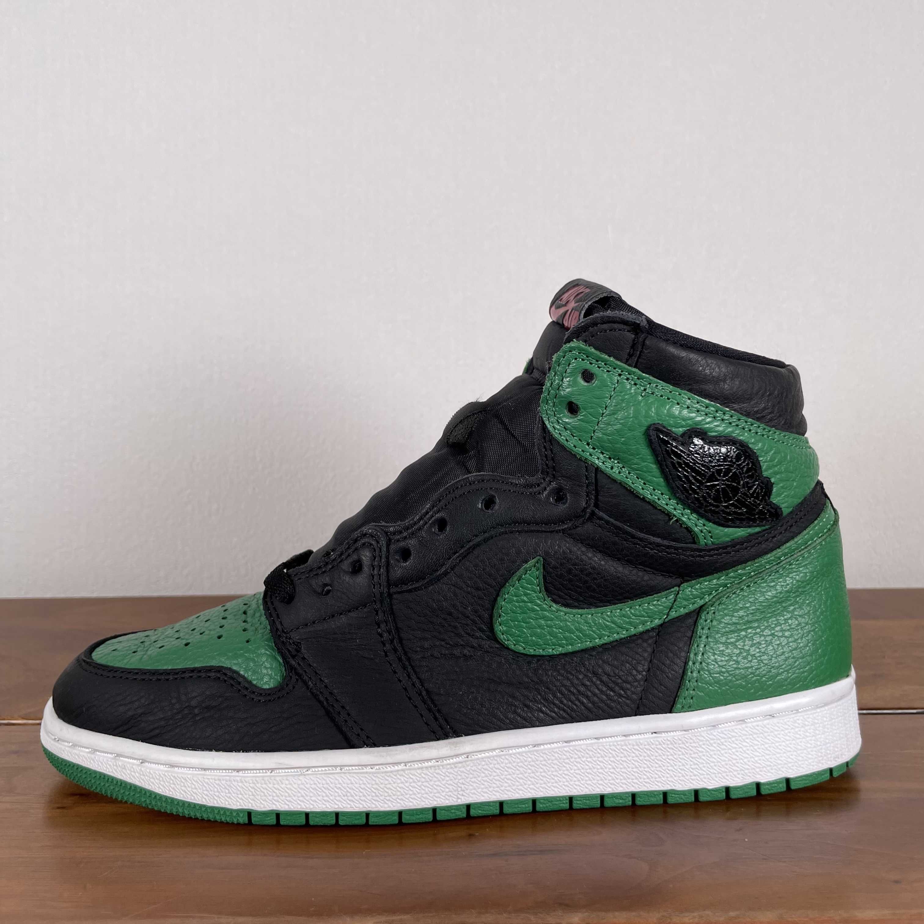 Nike Air Jordan 1 Retro High OG "Black/Pine Green" (2020)      