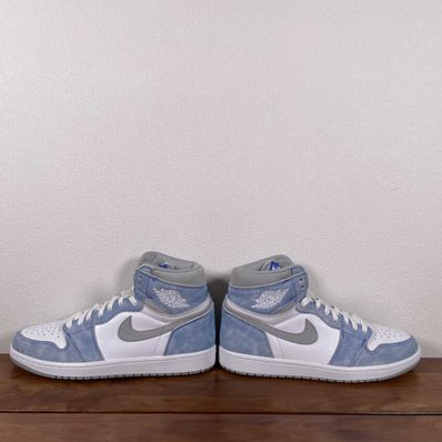 Nike Air Jordan 1 High OG "Hyper Royal"