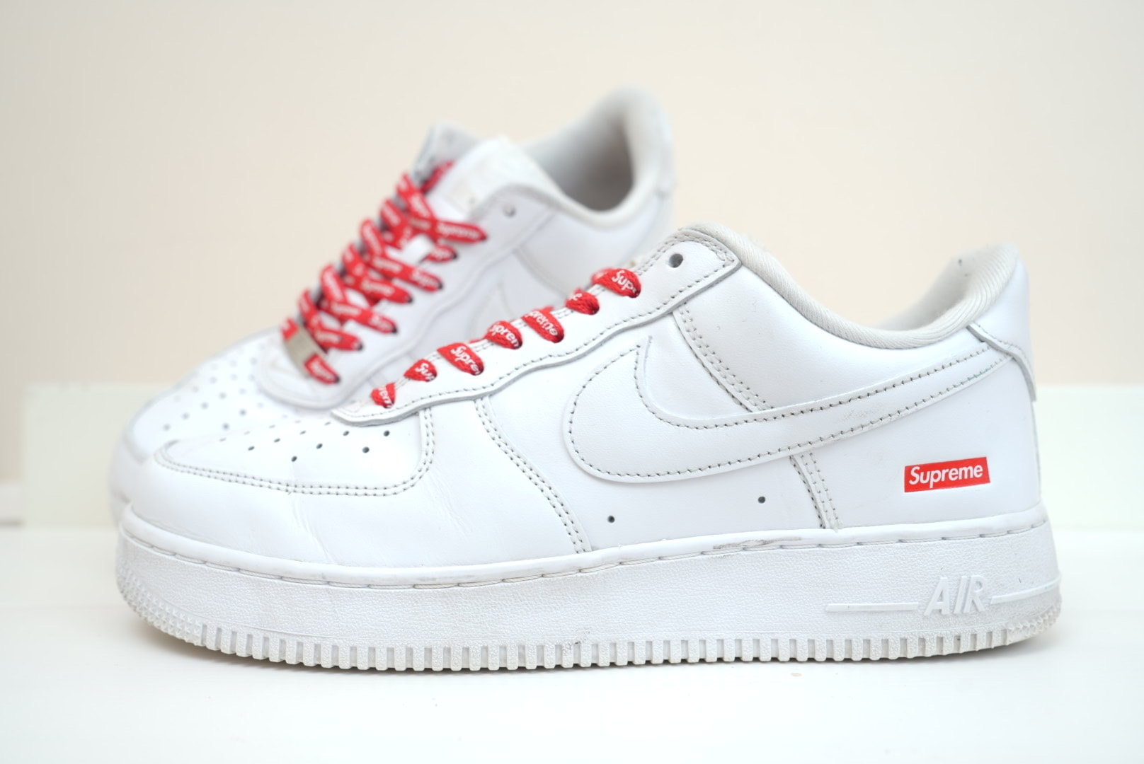 Supreme × Nike Air Force 1 Low "White"