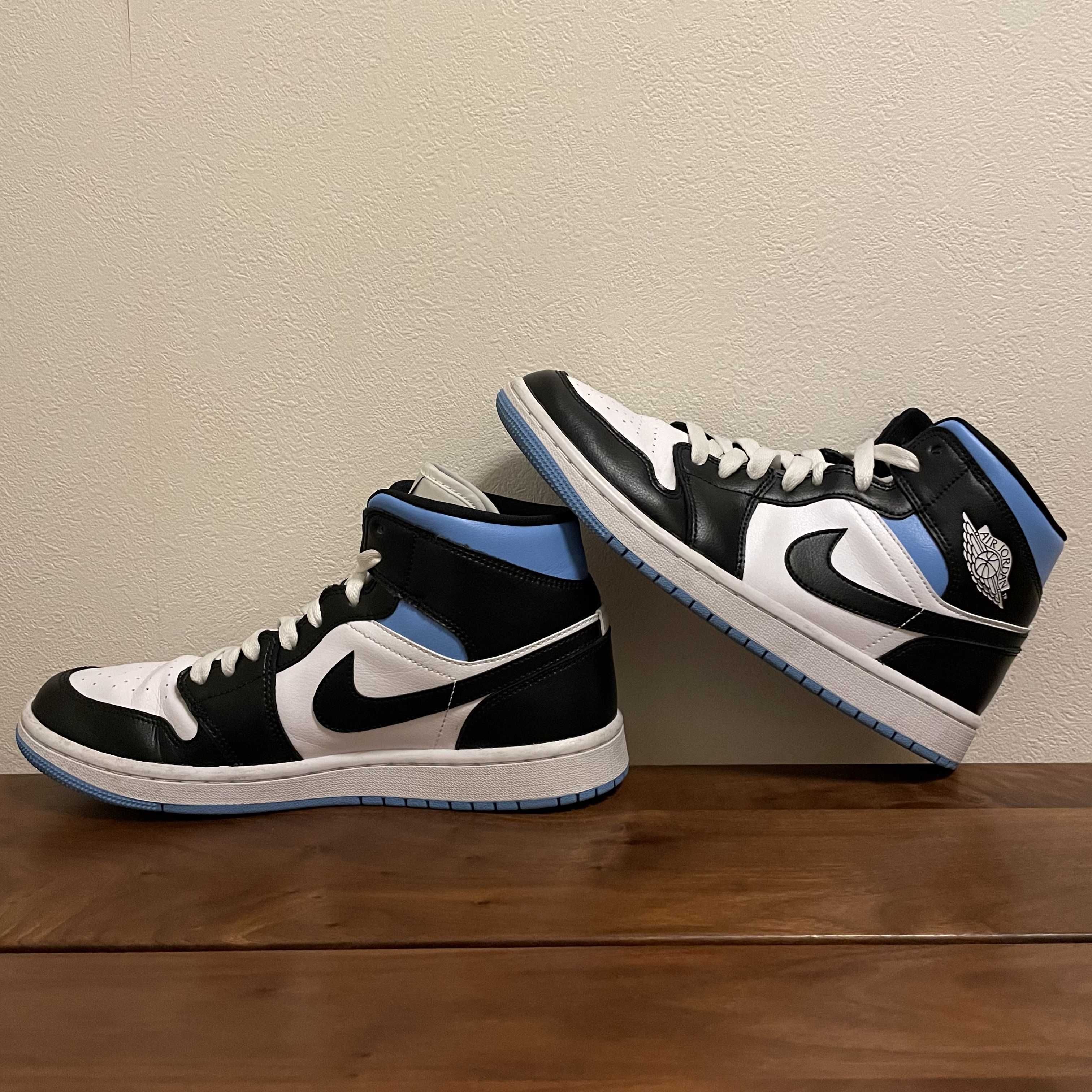 Nike Women's Air Jordan 1 Mid "Black/University Blue"