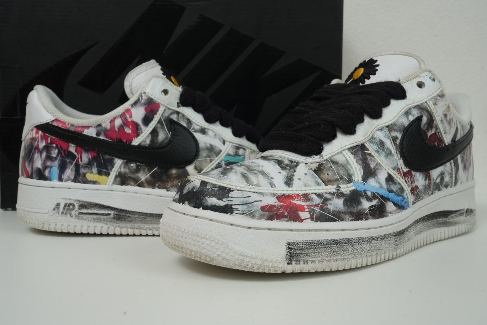 PEACEMINUSONE × Nike Air Force 1 Low "Para-noise/White/Black" / G-DRAGON