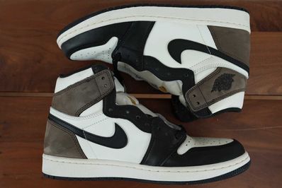 Nike Air Jordan 1 High OG "Sail/Dark Mocha/Black"