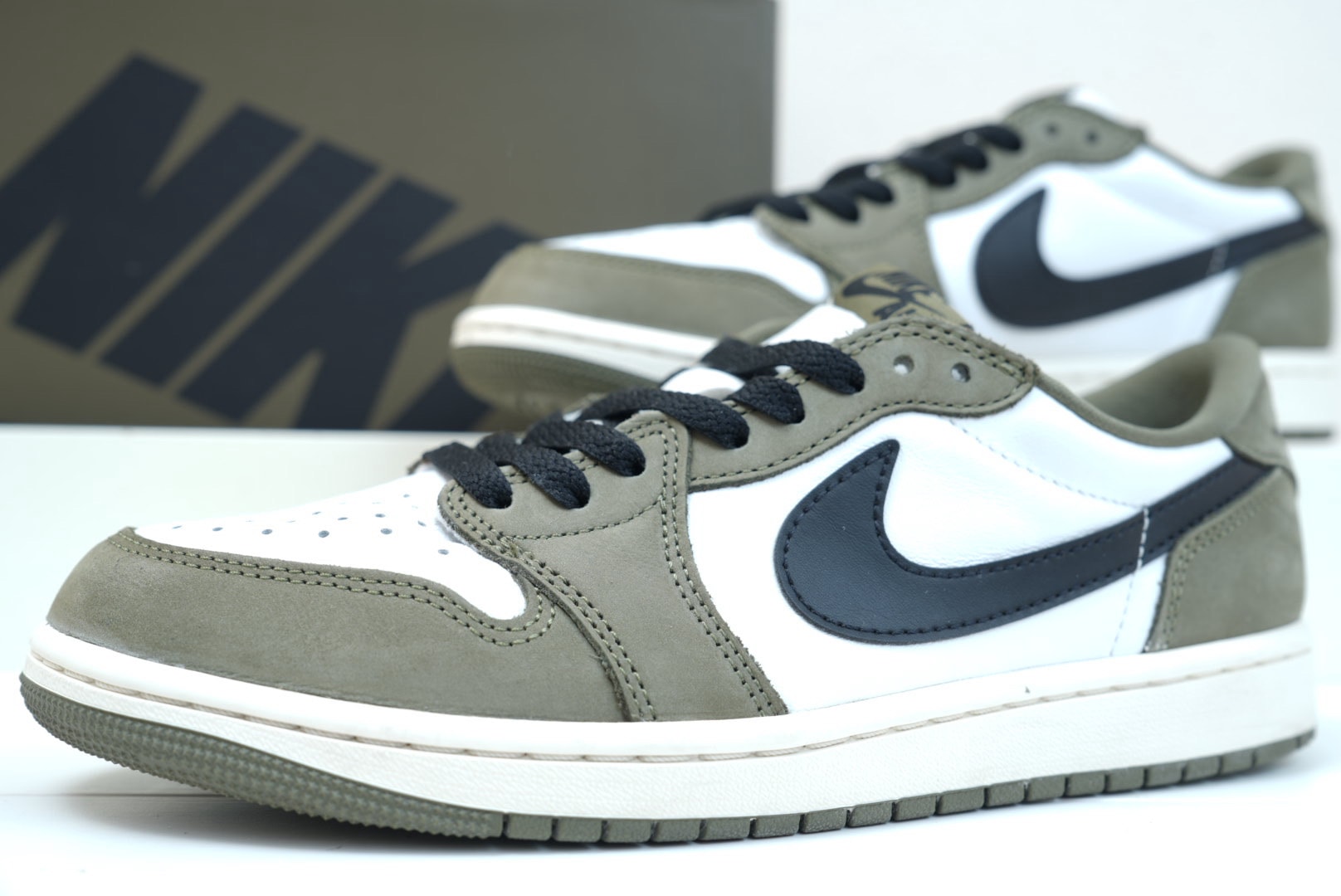 Nike Air Jordan 1 Low OG "Medium Olive and Summit White"