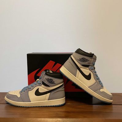 Nike Air Jordan 1 High OG "University Blue"