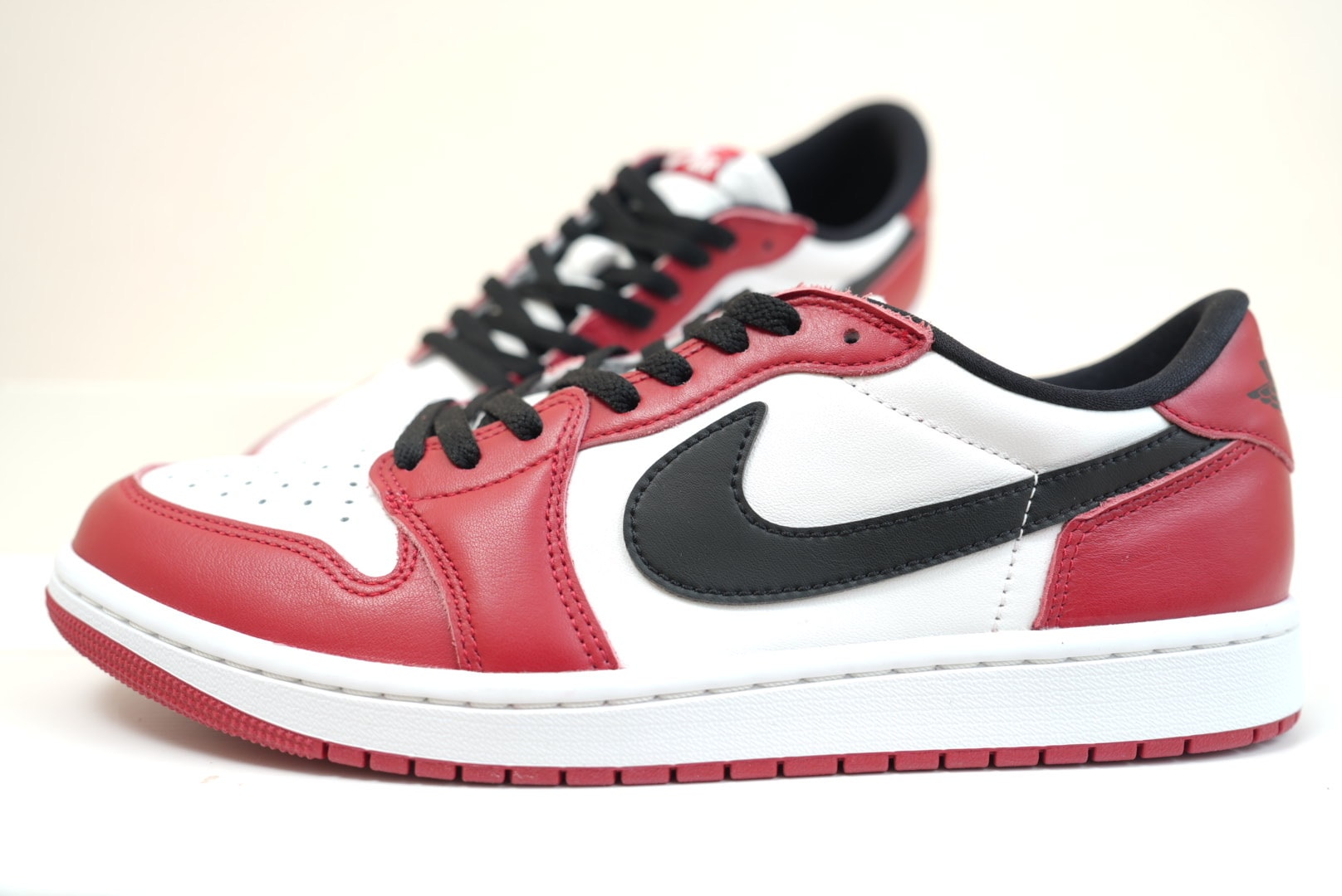 Nike Air Jordan 1 Retro Low OG "Chicago" (2025)