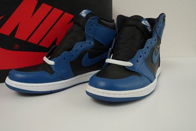 Nike Air Jordan 1 Retro High OG "Dark Marina Blue"