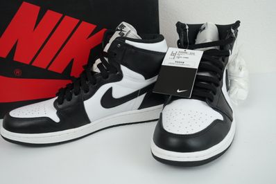 Retro 1 black hot sale and white