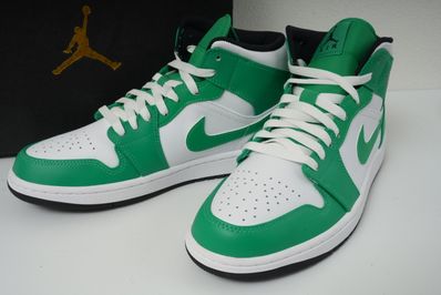 Nike Air Jordan 1 Mid "Lucky Green"