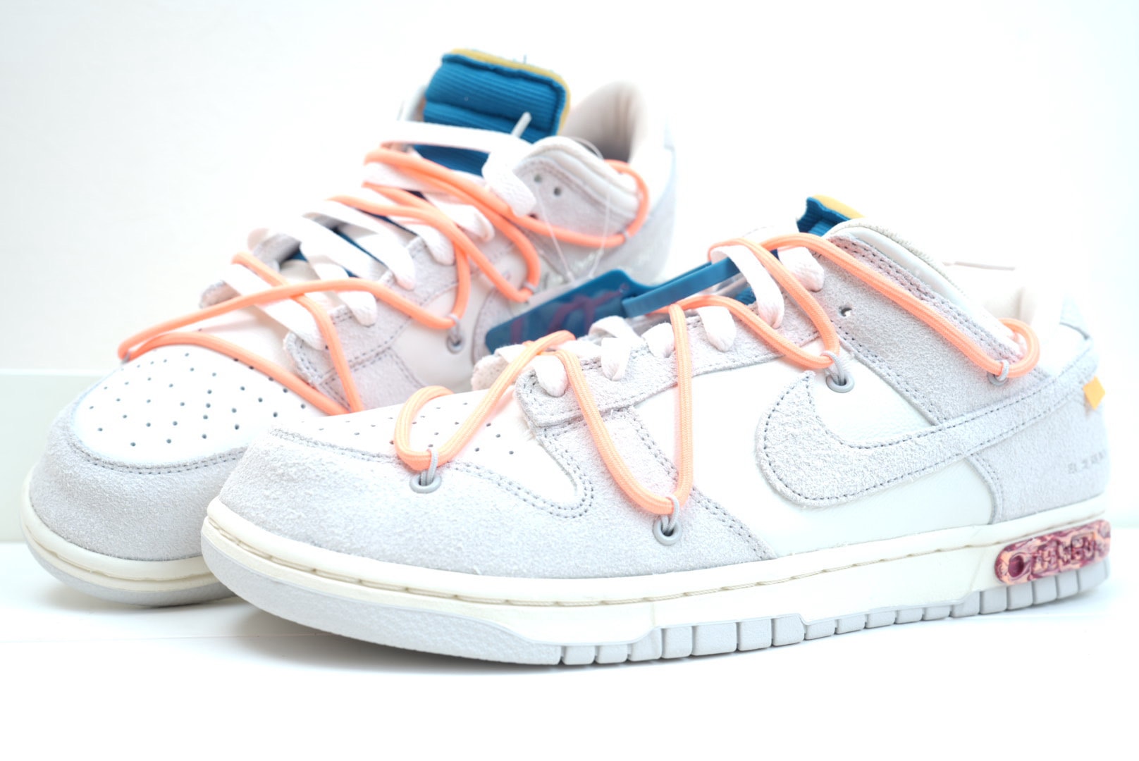 Off-White × Nike Dunk Low 1 of 50 "Lot.19"
