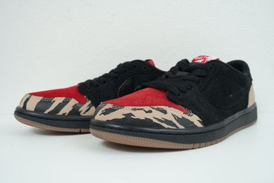 Sole Fly × Nike Air Jordan 1 Low "Black and Sport Red"