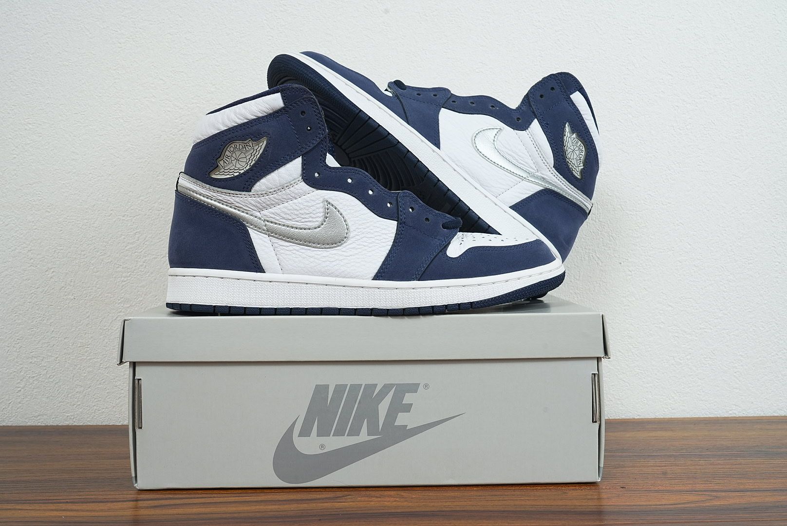 Nike Air Jordan 1 High OG CO.JP "White/Midnight Navy" (2020)(ブリーフケースなし)