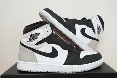 Nike Air Jordan 1 High OG "Bleached Coral"