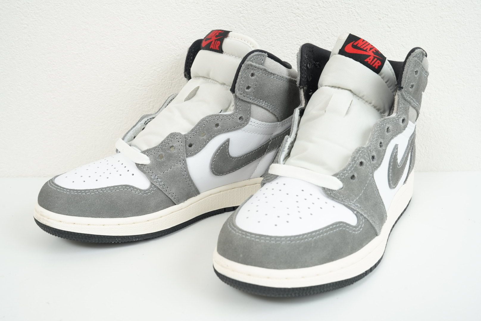 Nike GS Air Jordan 1 Retro High OG "Black and Smoke Grey"