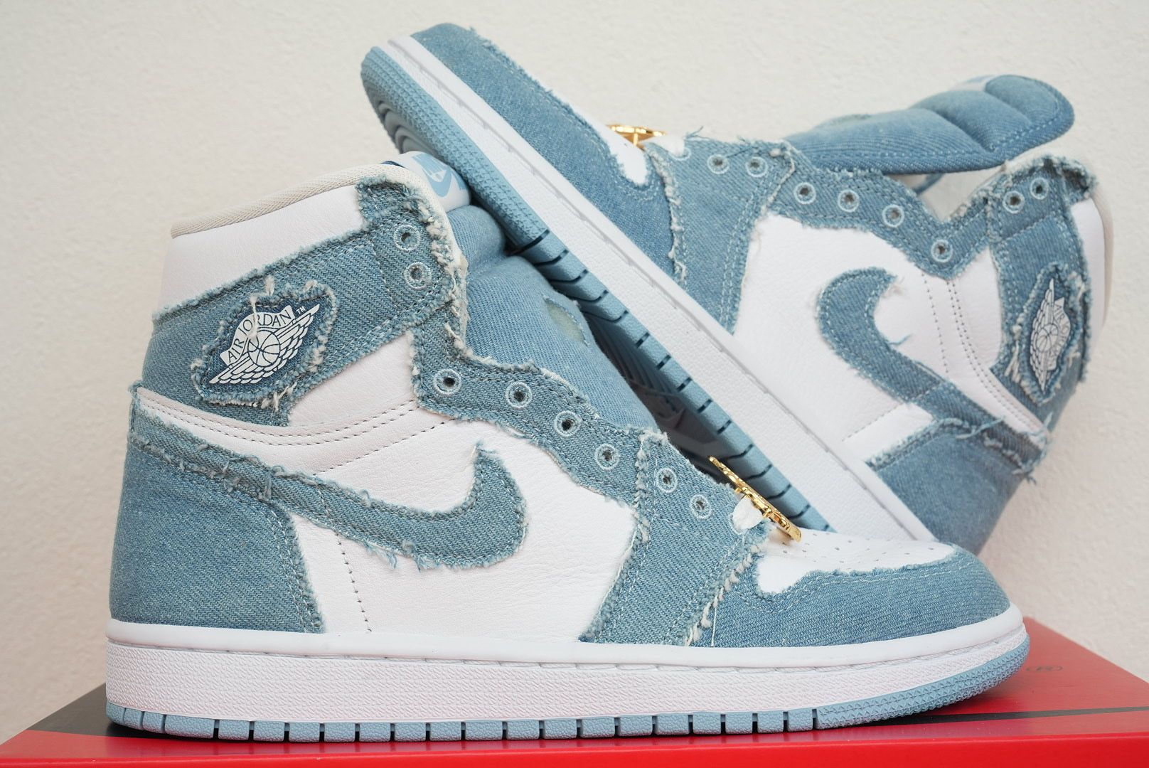 Nike Women's Air Jordan 1 High OG "Denim"