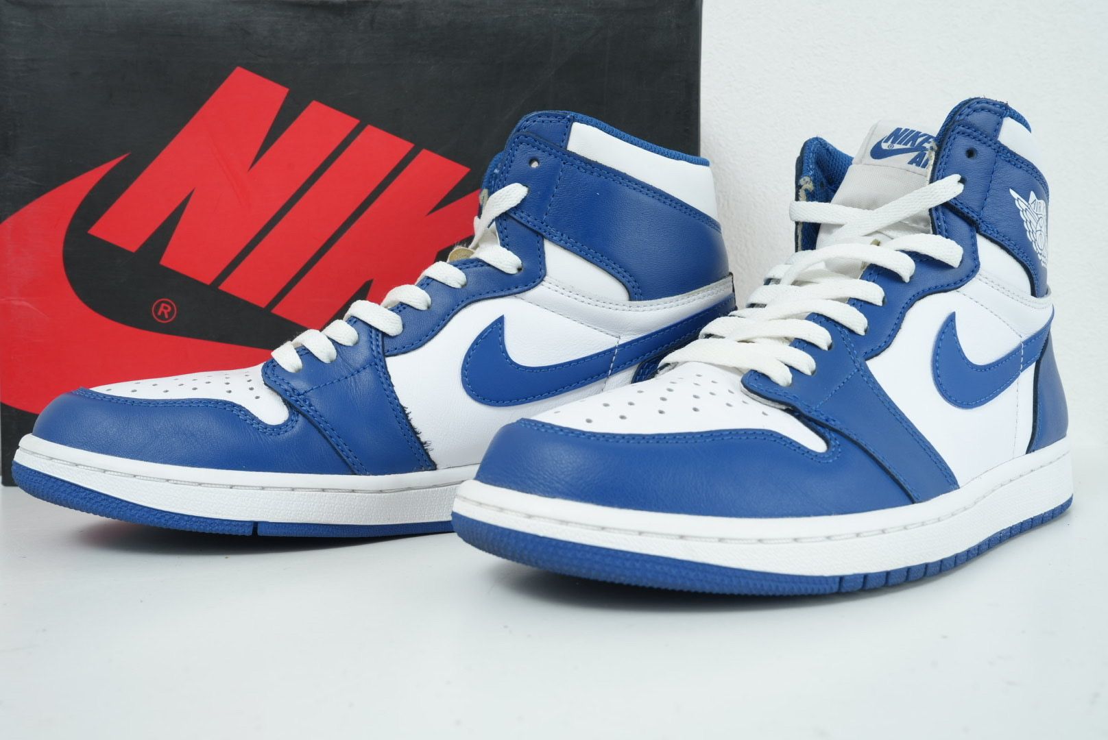 Nike Air Jordan 1 Retro High "Storm Blue"
