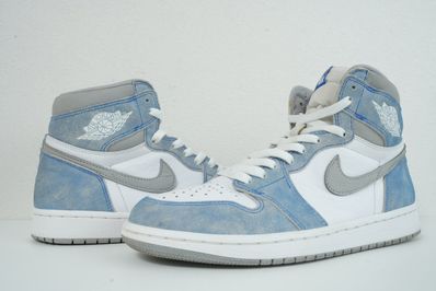 Nike Air Jordan 1 High OG "Hyper Royal"