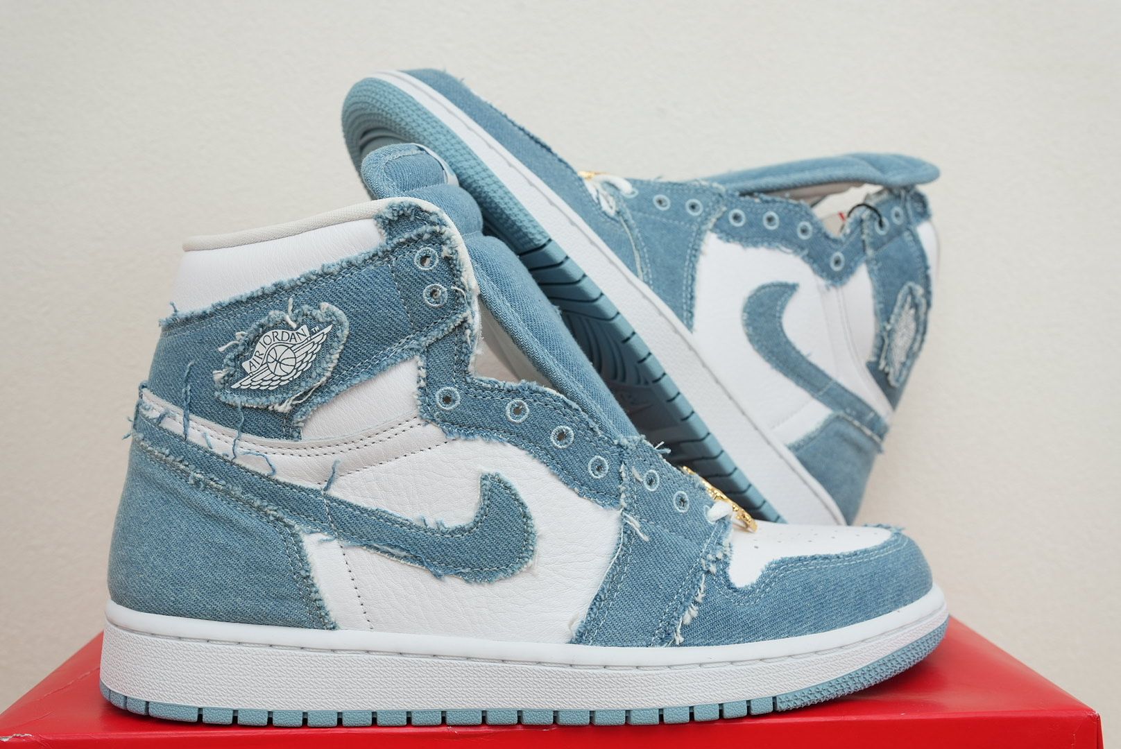 Nike Women's Air Jordan 1 High OG "Denim"