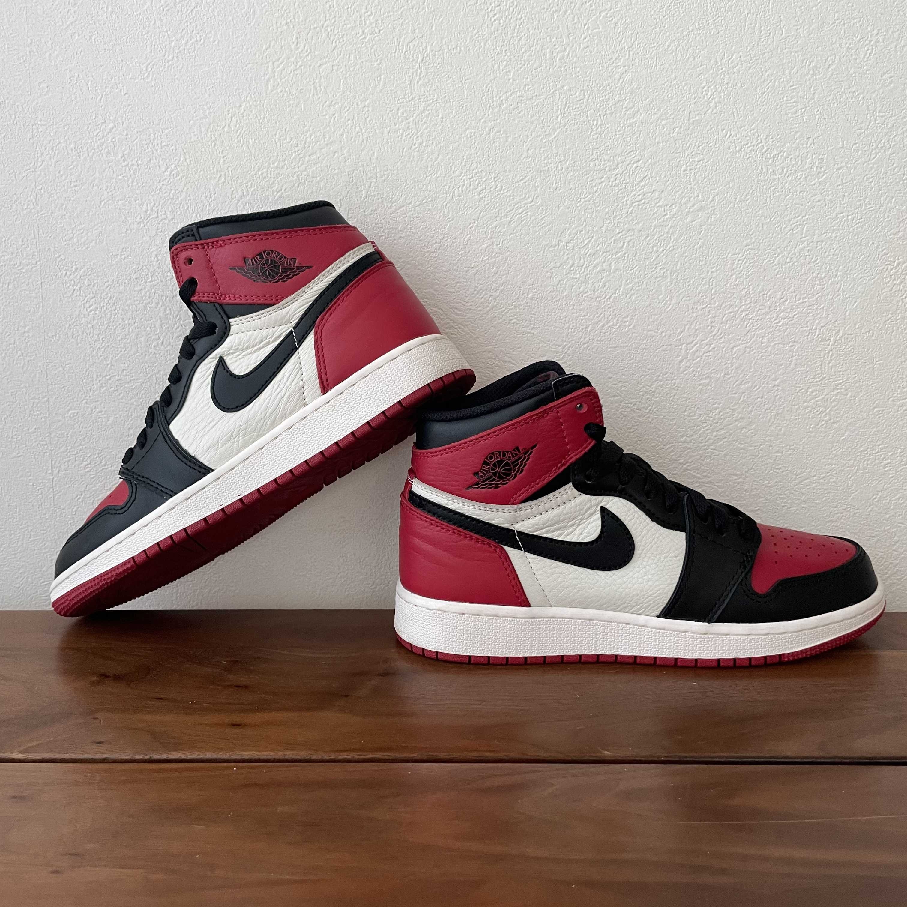 Nike GS Air Jordan 1 Retro High "Bred Toe"