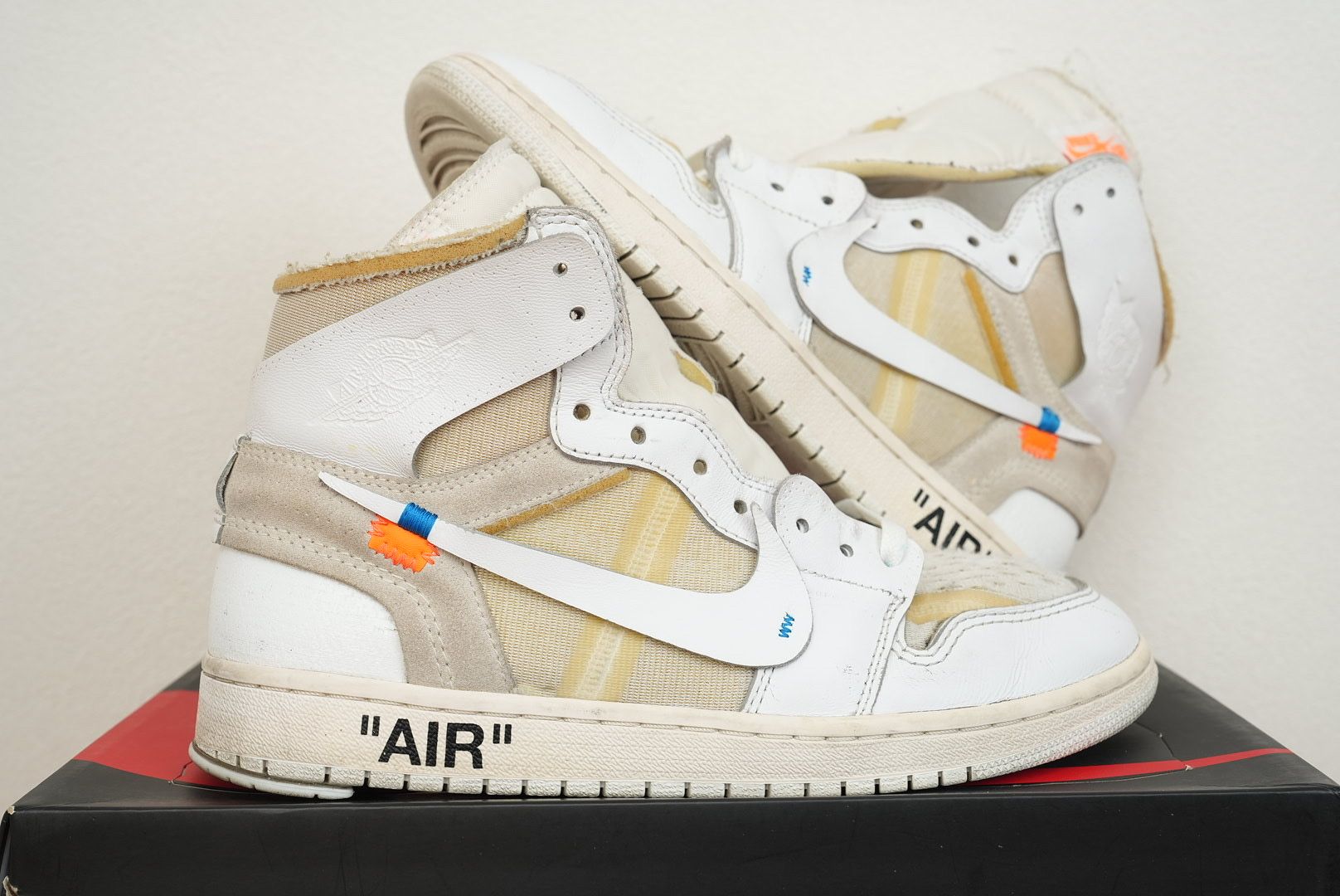 Off-White × Nike Air Jordan 1 Retro High "White"