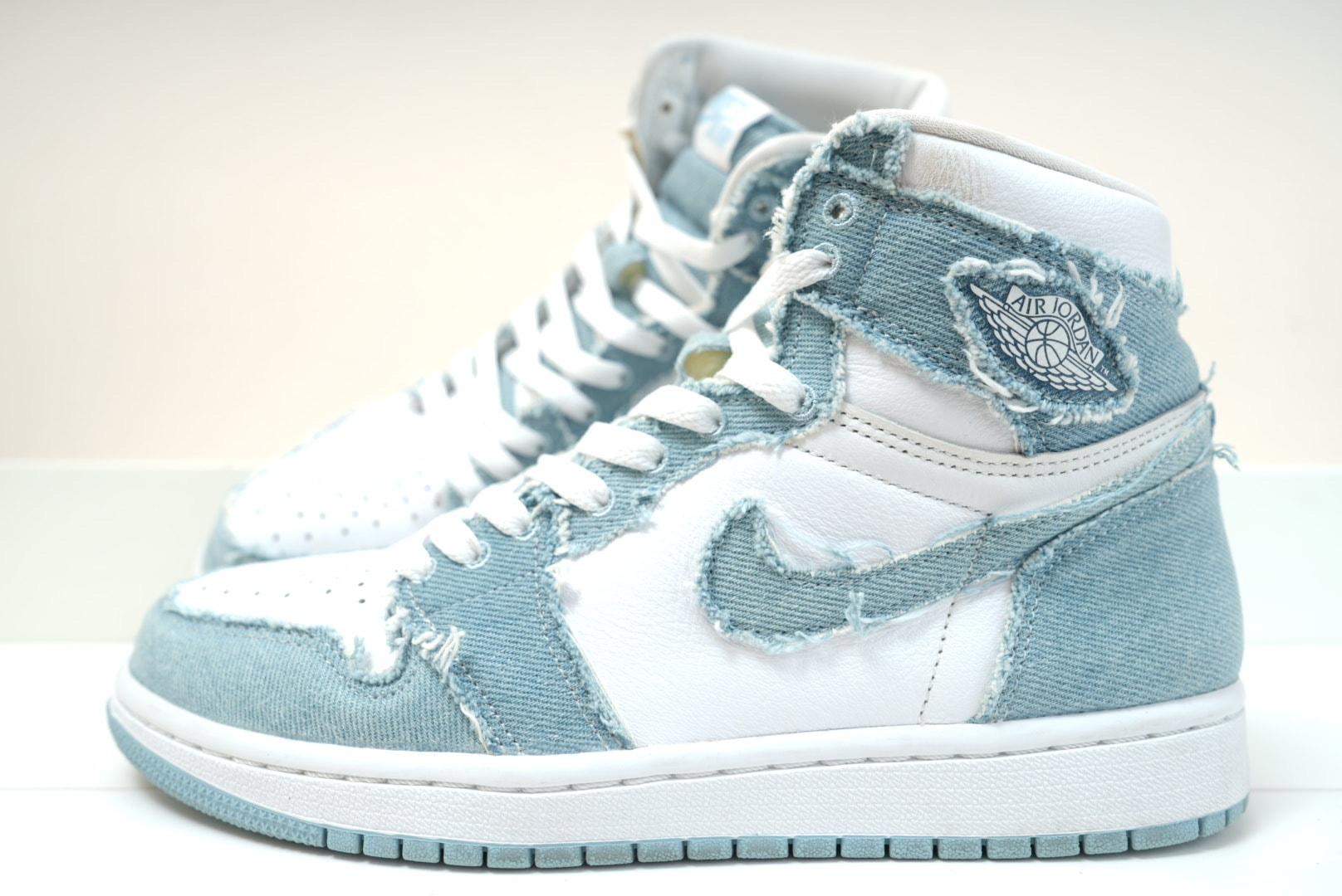 Nike Women's Air Jordan 1 High OG "Denim"