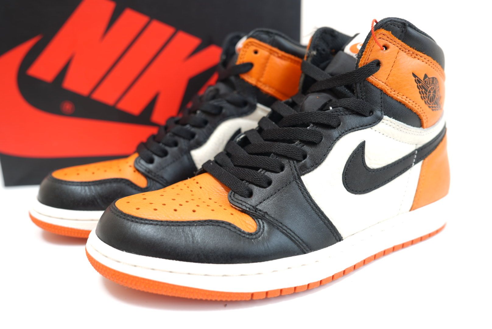 Nike Air Jordan 1 Retro High OG "Shattered Backboard"