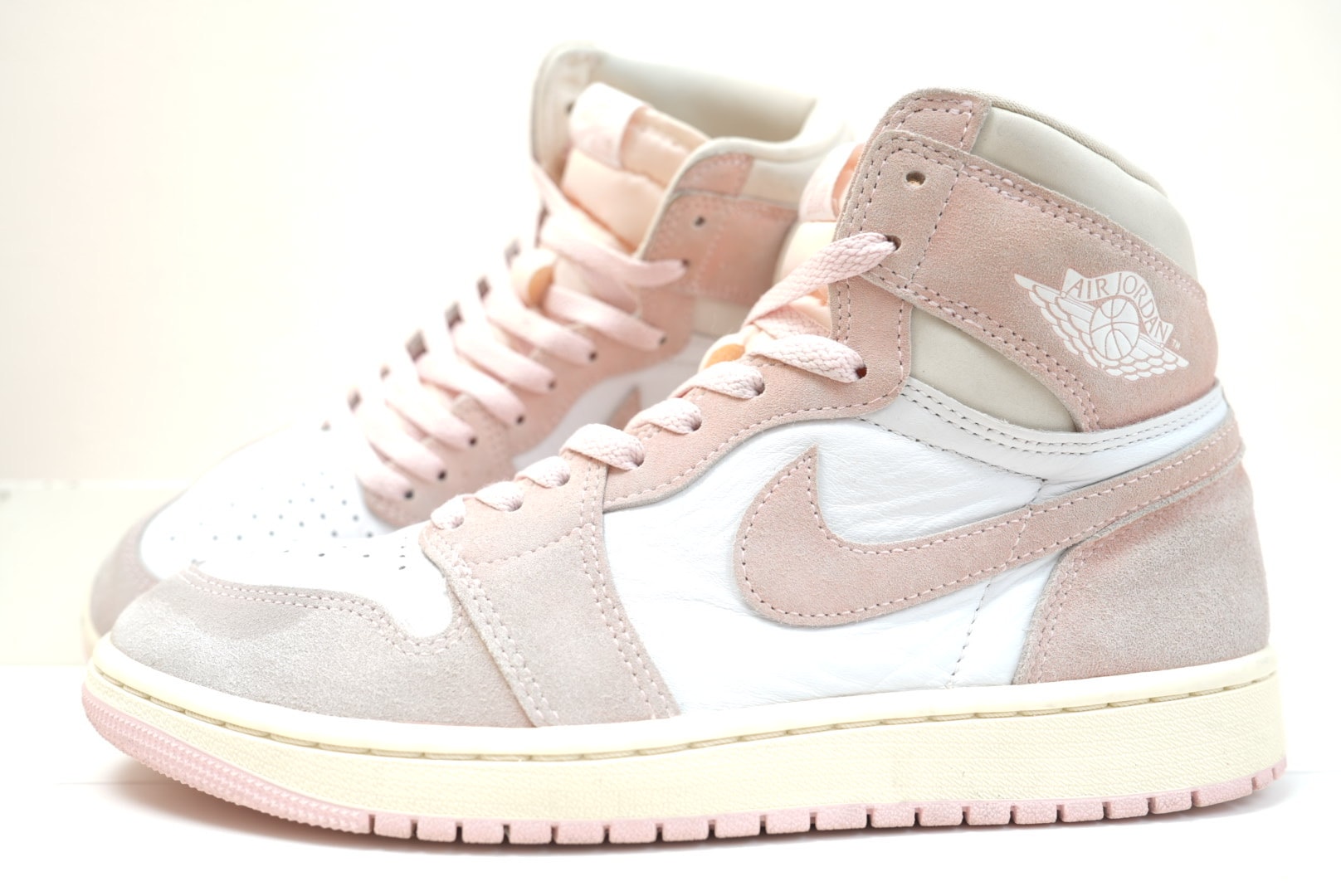Nike Women's Air Jordan 1 Retro High OG "Washed Pink"