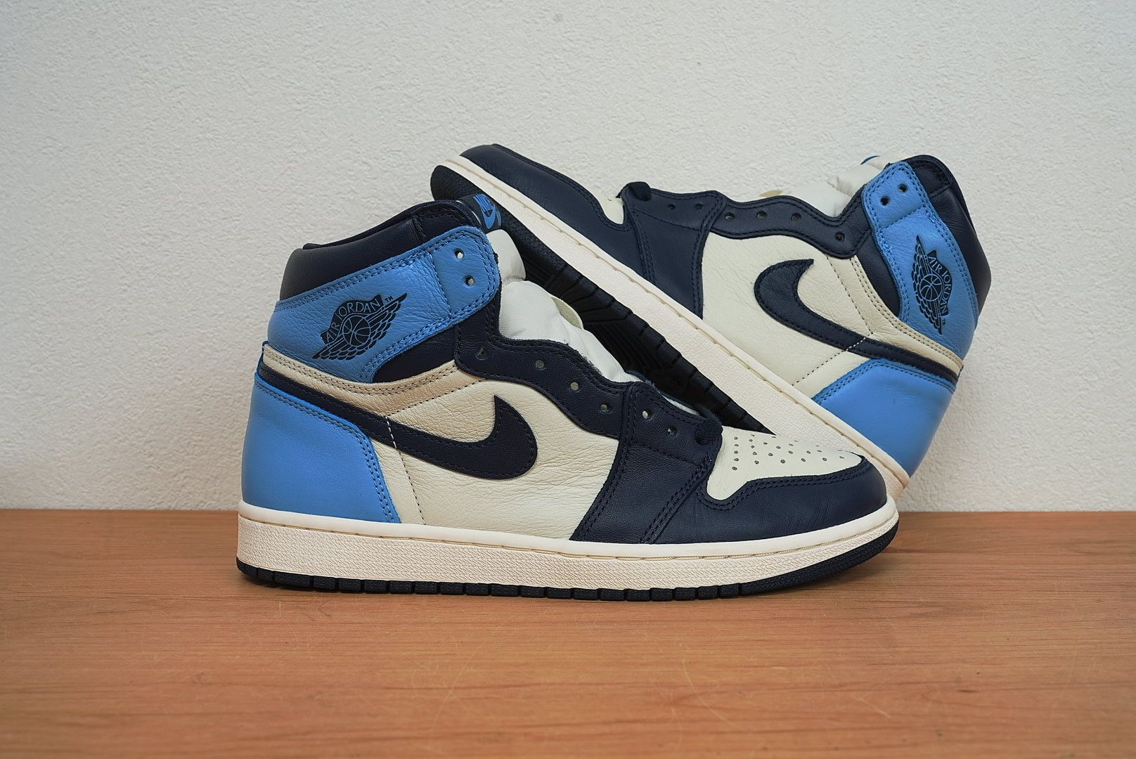 Nike Air Jordan 1 Retro High OG "Obsidian/University Blue"