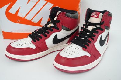 Nike Air Jordan 1 High OG "Lost & Found/Chicago"