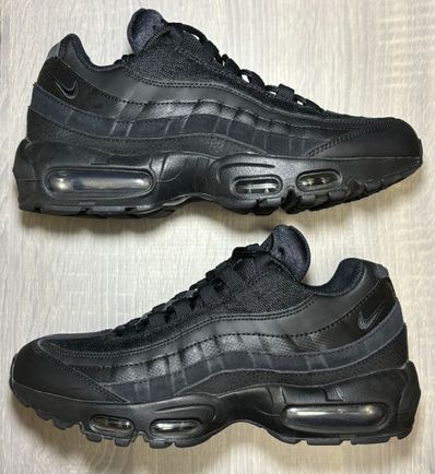 Nike Air Max 95 Essential "Black/Dark Grey/Black"