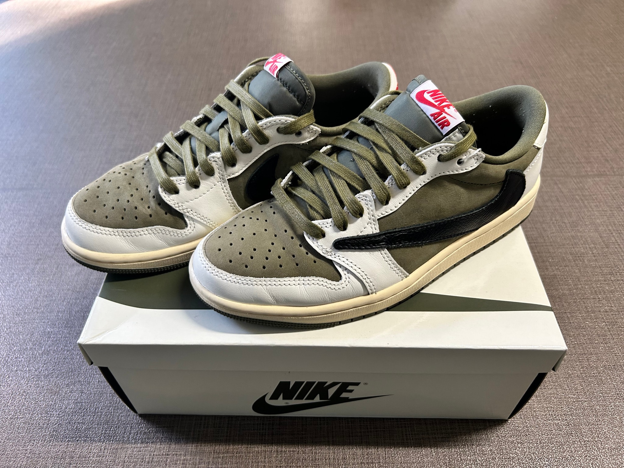 Travis Scott × Nike Air Jordan 1 Low OG SP "Reverse Olive"