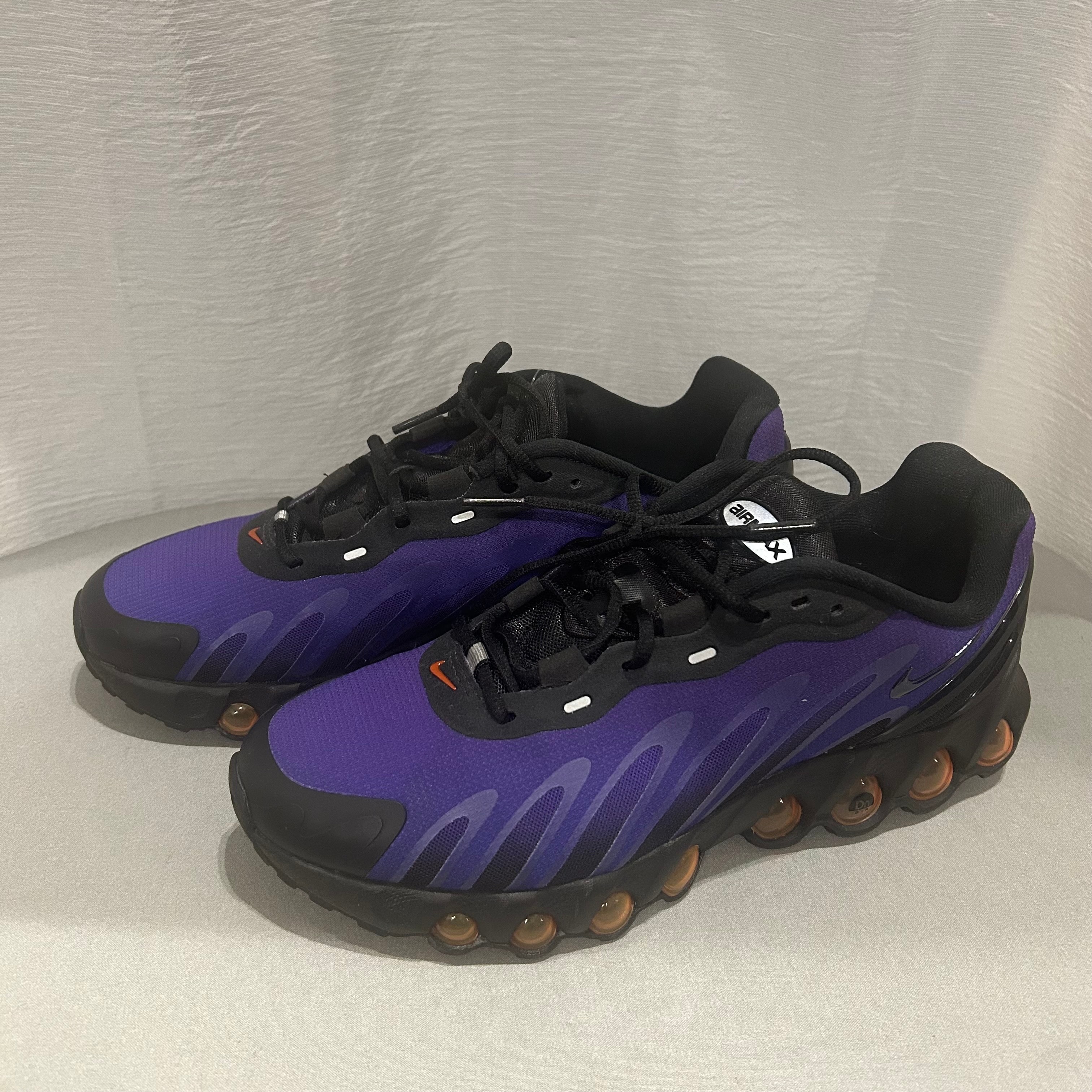 ナイキ エアマックスDN8 "フィアスパープル"