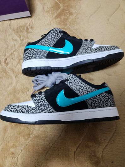 Nike SB Dunk Low "Elephant/Safari"