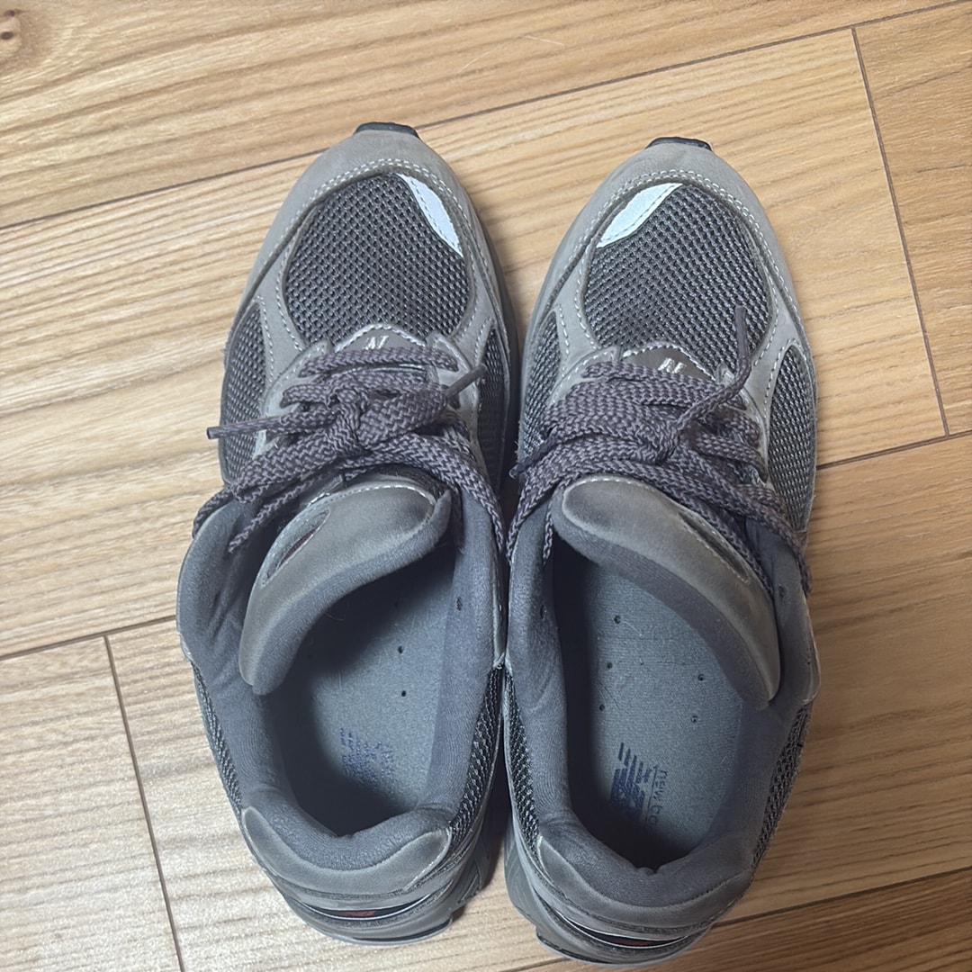 New Balance 2002R "Gray"