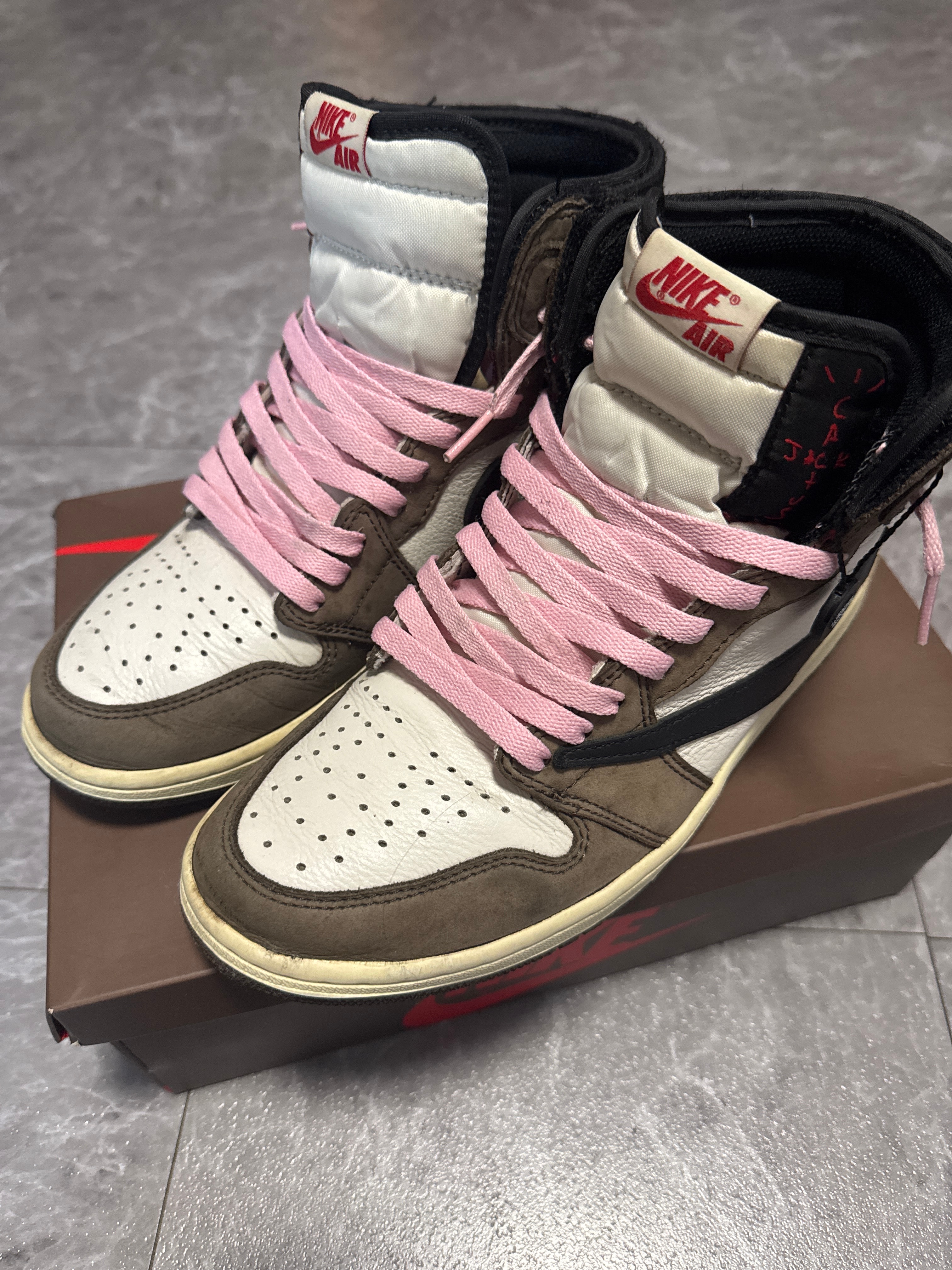 Travis Scott × Nike Air Jordan 1 Retro High OG TS SP "Sail/Dark Mocha"