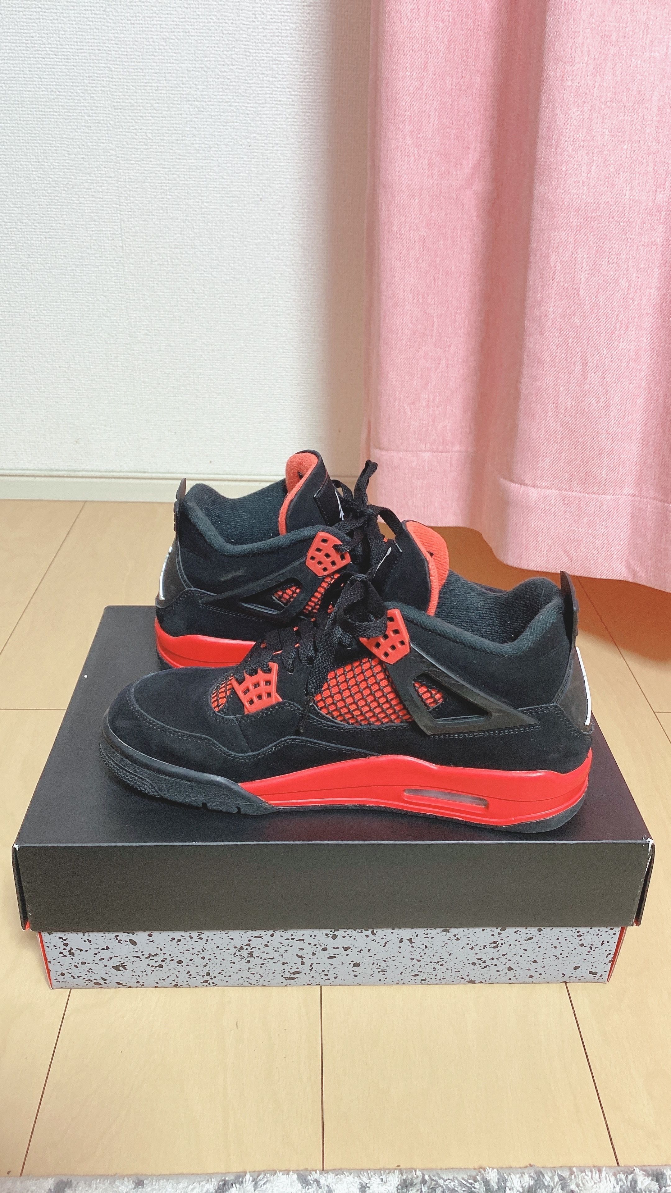 Nike Air Jordan 4 "Red Thunder/Crimson"