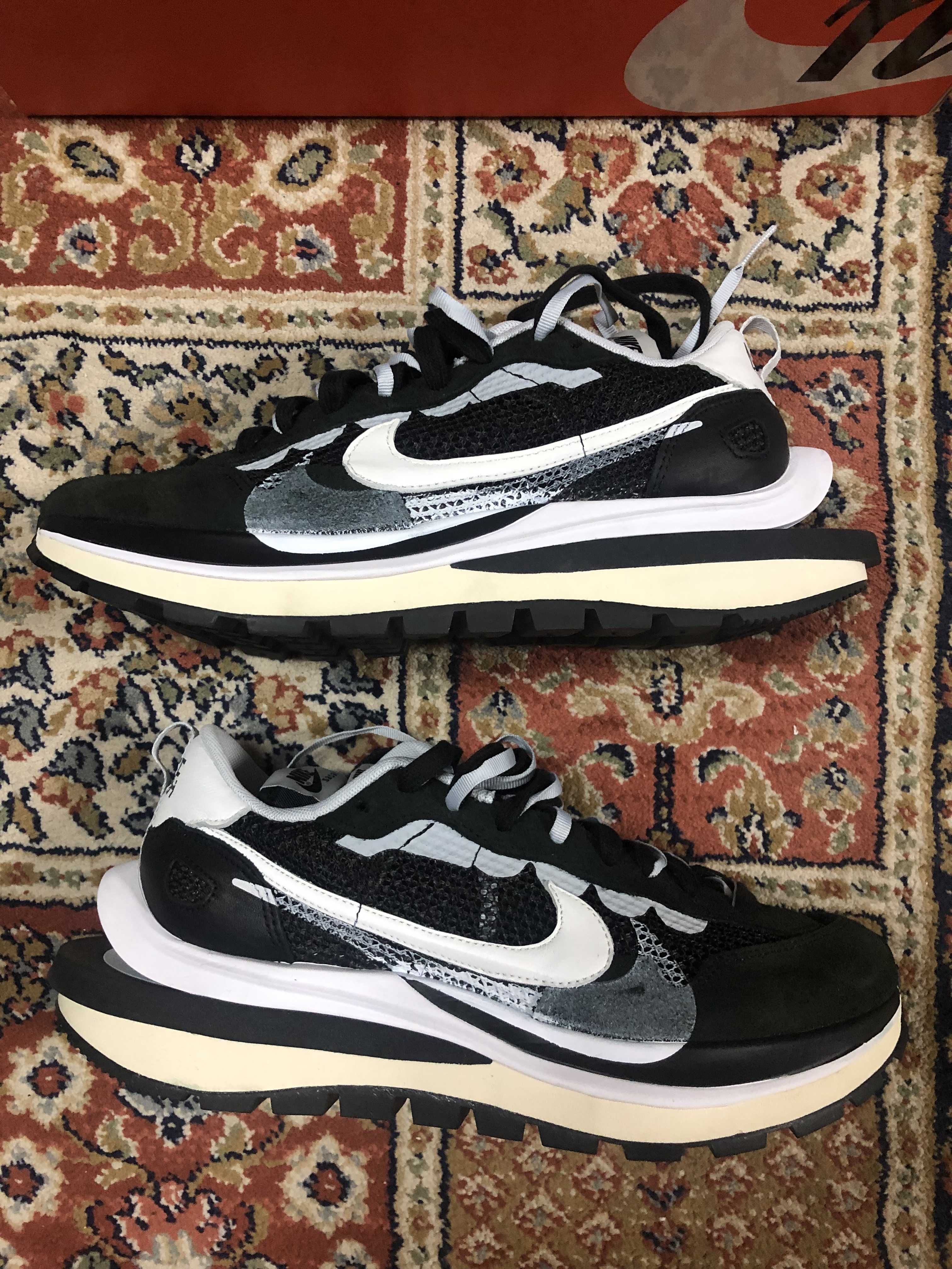 sacai × Nike Vapor Waffle "Black and White"