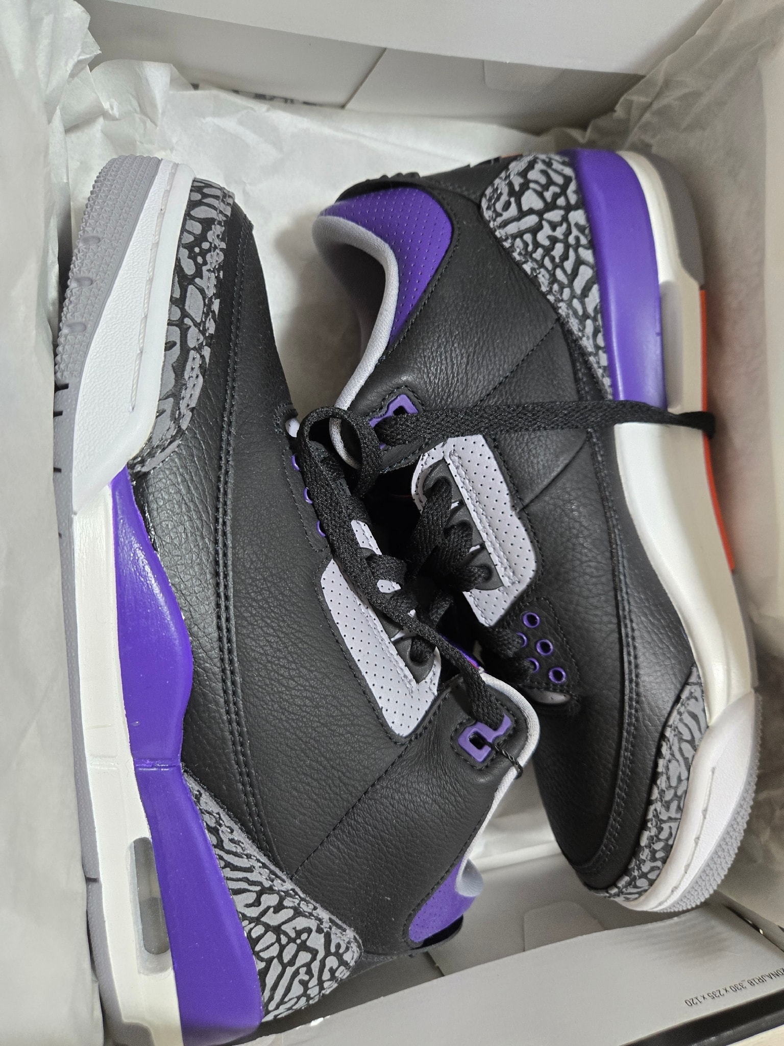 Nike Air Jordan 3 Retro "Black/Court Purple"