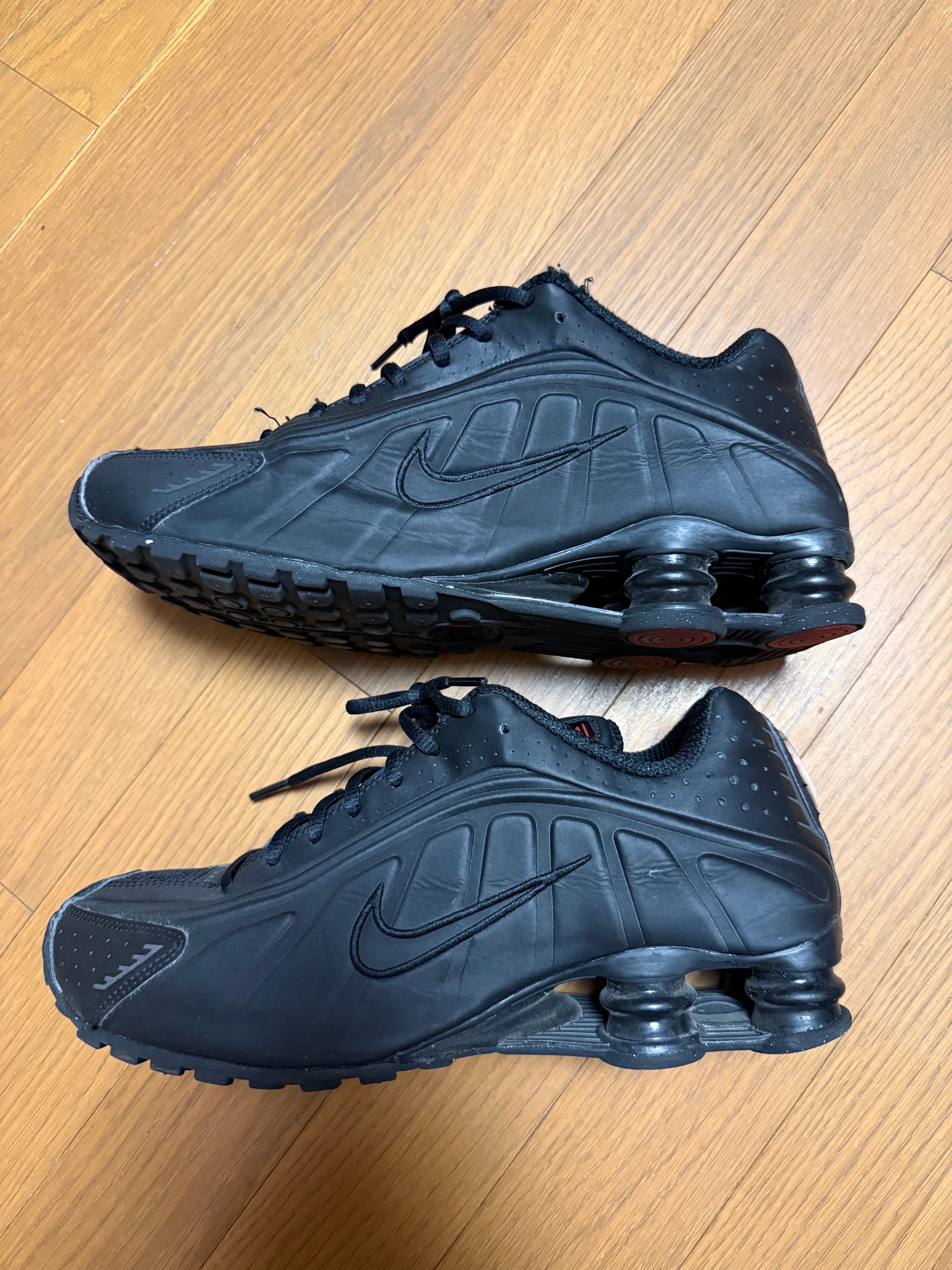 Nike Women's Shox R4 "Black"