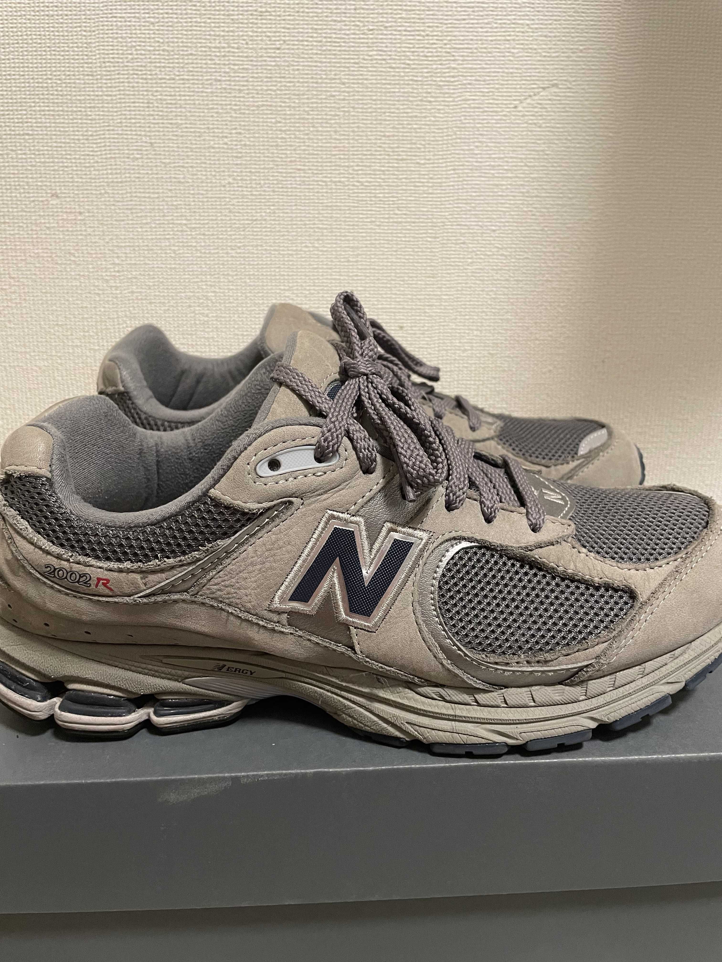 New Balance 2002R "Gray"