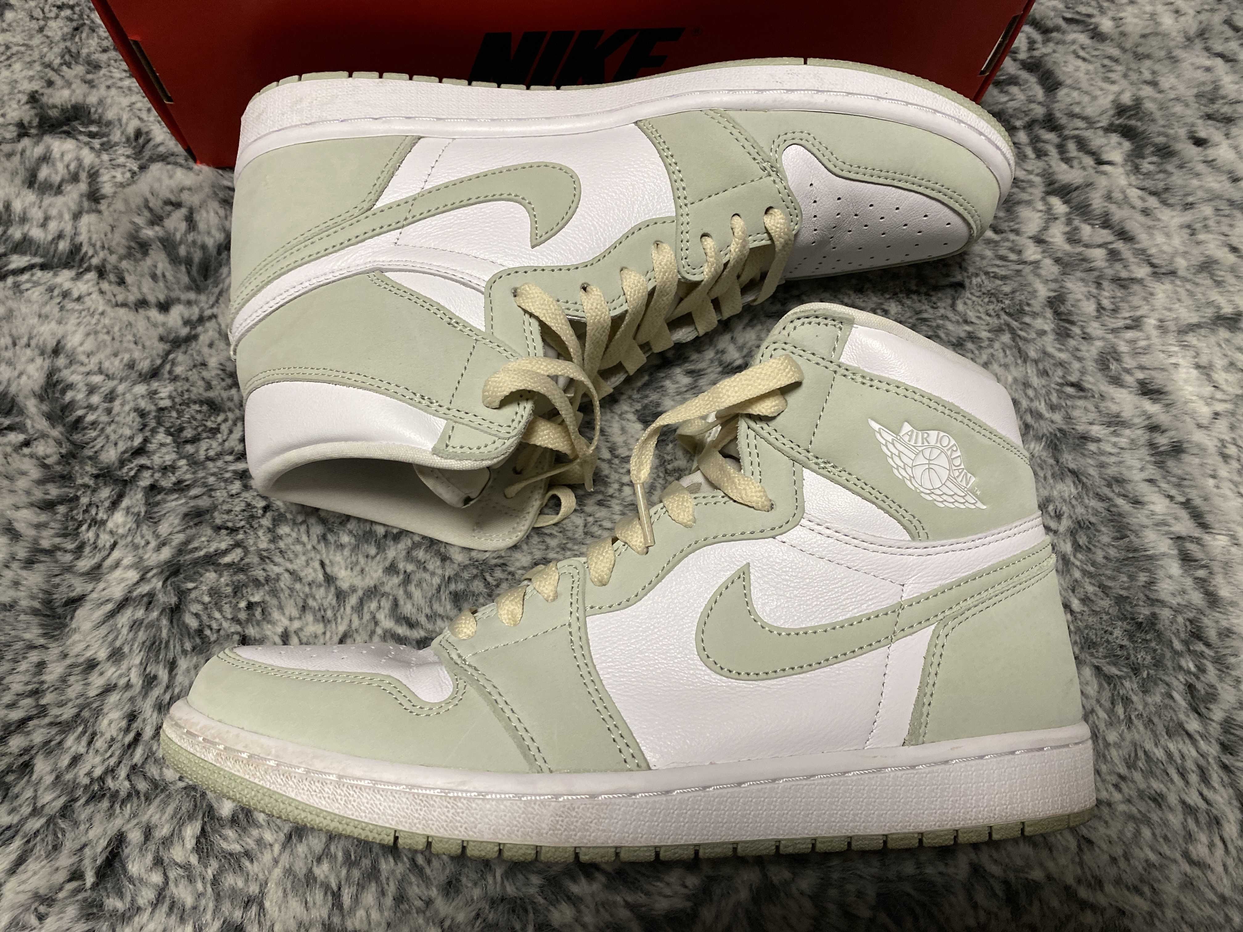 Nike Women's Air Jordan 1 High OG "Seafoam"