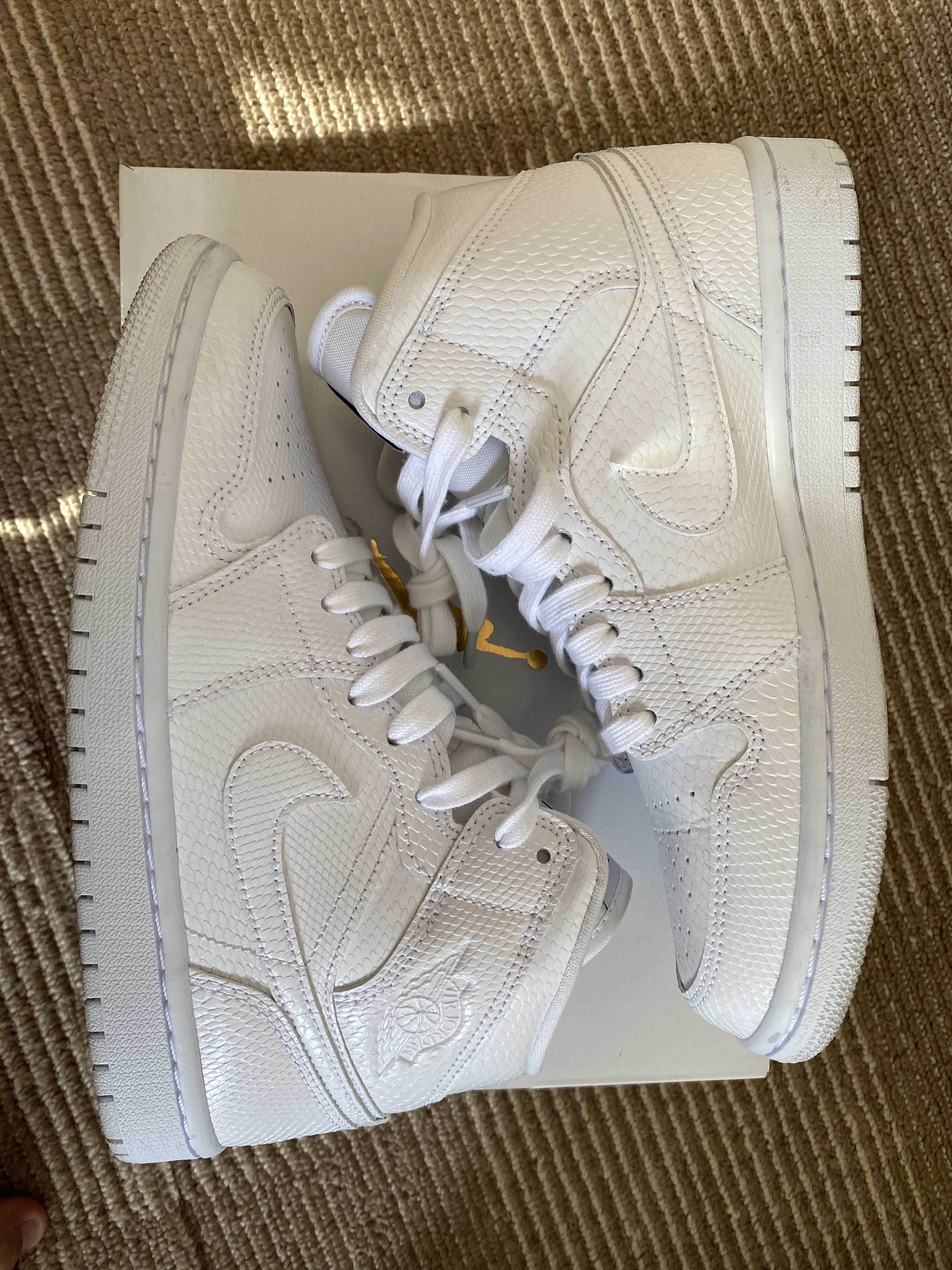 Nike Women's Air Jordan 1 Mid "Snake Skin"