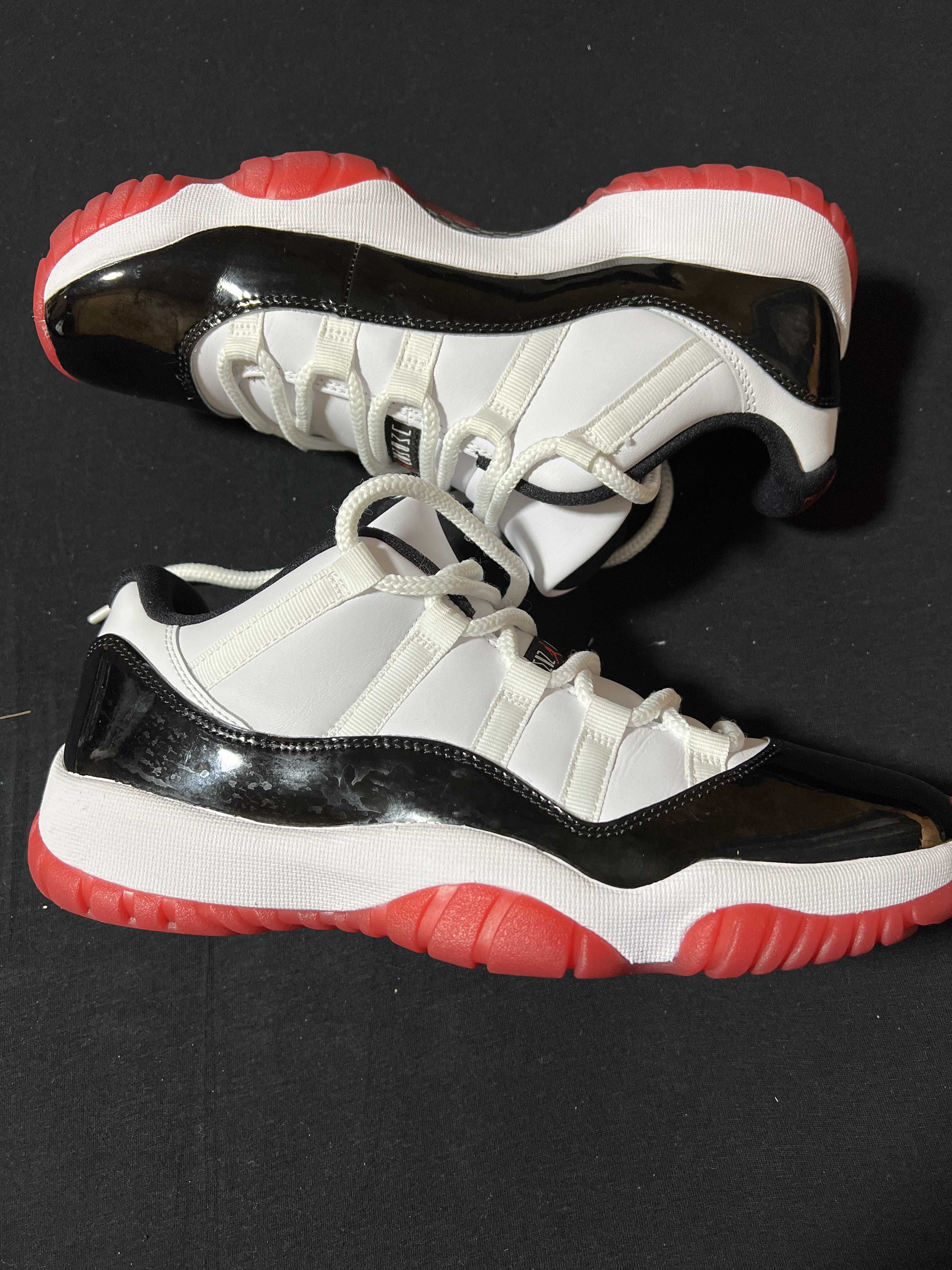 Nike Air Jordan 11 Low "Gym Red"