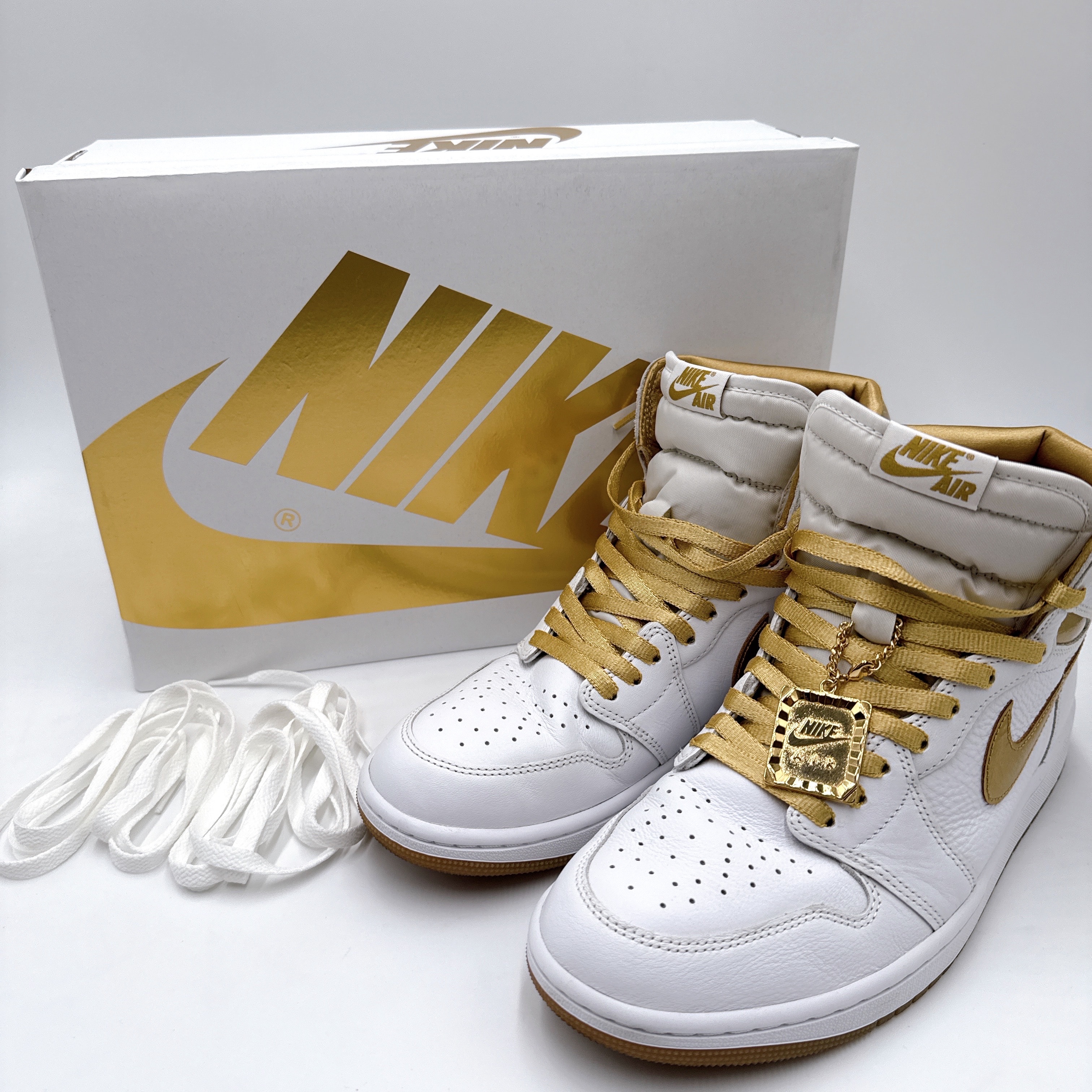 Nike Women's Air Jordan 1 Retro High OG "White and Gold"