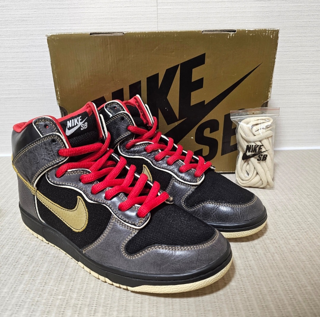 Nike SB Dunk High Marshall Amps "Black/Metallic Gold"